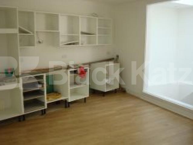 			New Instruciton, 2 Bedroom, 1 bath, 1 reception Flat			 Hilldrop Cresent, TUFNELL PARK